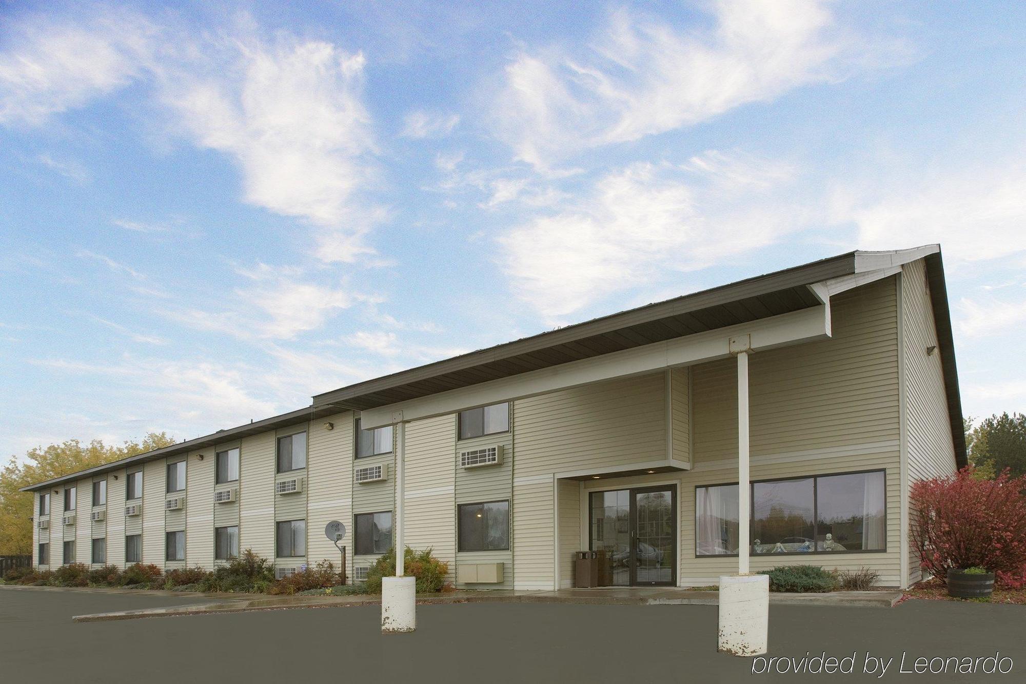 Americas Quality Inn & Suites - Finlayson Exterior foto